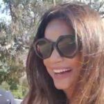 Neetu Chandra Instagram - Stuck on this song #Unsemilinazarkemerehoosuudgaye #hiking towards #griffithpark with Dr. #anilmohin 😍❤😘🙏 #fitnesslife #health n #styles ❤ Griffith Observatory