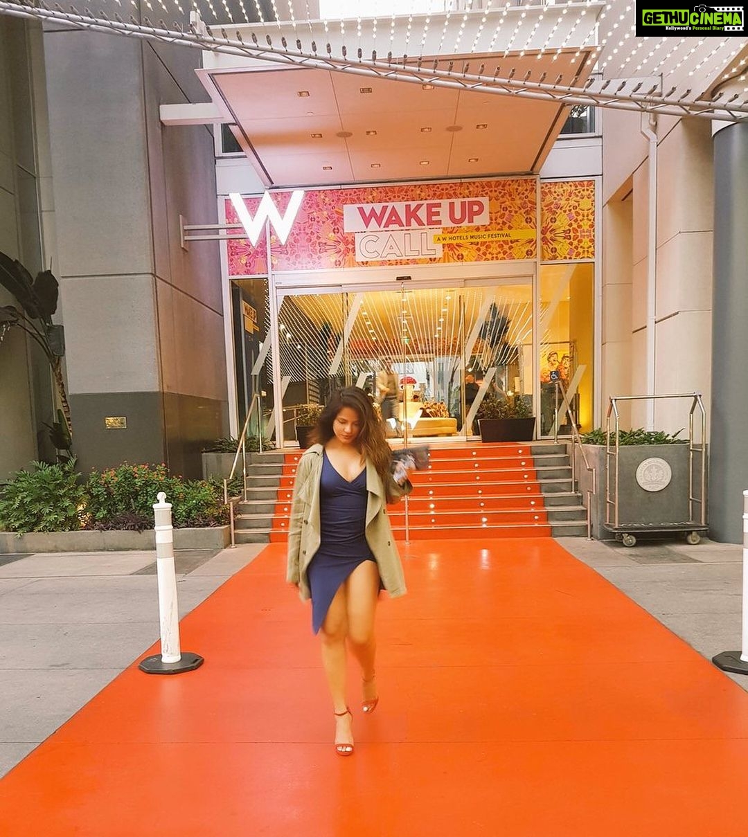 Neetu Chandra Instagram - And the wake up call ! Walk towards your goal #GameDay #fitness #style #fashion goes hand in hand ❤🤗