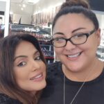 Neetu Chandra Instagram - When you know ,you have the right guide, your make up has to be perfect !! Thank you @pattymacaker for being so wonderful !! #nofilters #smashbox #coverfx ❤❤❤ #sephora !! Apple Manhattan Village
