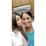 Neetu Chandra Instagram - Came to meet my Inspirational, strong n Angelic school teacher in #Clairemount #Losangeles #USA #MrsRajniverma with her elder sister!! Reflection n Shadows of my mother !I am blessed 🙏😊🤗 you are my strength. Pls. Take care of yourselves ❤ #NotredameAcademy #Patna #Bihar 😘❤