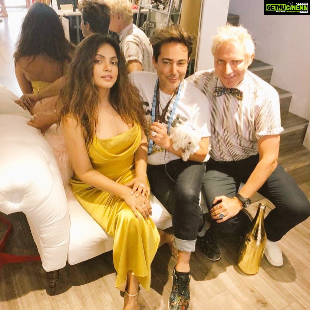 Neetu Chandra Instagram - Can't wait to shoot for @polatteu n @patriksimpson Tom. For their show “Gown and Out in Beverly Hills" for @amazonprimenow #Losangeles #California #Usa 😍😘 Keep loving me ❤🙏