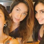 Neetu Chandra Instagram - We #Girls should have aaalllll the #fun !! 🤪 With #Inja #Shani n #Priya ❤😍😘 #Losangeles #California #Usa ❤ I am blessed, they are amazing girls 😘