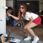 Neetu Chandra Instagram - Let's clean, clear n paint our dreams 😊🤗 OURSELVES ! Go ahead n make your opportunities, no one else will do it for you ❤👍 #LOVE_YOURSELF_結_Answer #MotivationalSpeaker #Losangeles and remember #fitness matters !! Take care 🤗😊😘❤ Hugggg