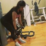 Neetu Chandra Instagram – I love what I do ! #workout #gymtime #toning #arms #posture #fitness #healthyfood Are you all taking care ? You all are precious ❤ Love ❤