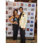 Neetu Chandra Instagram – Standing with my dearest friend n National awarded Dance Master #sandipsoparrkar for this much needed awareness through Dance ! #Drugabuse  Its a great initiative my friend, keep up the fabulous work. God Bless!! Love you 😘😘😘 #Phoenixmarketcity #kurla 😍