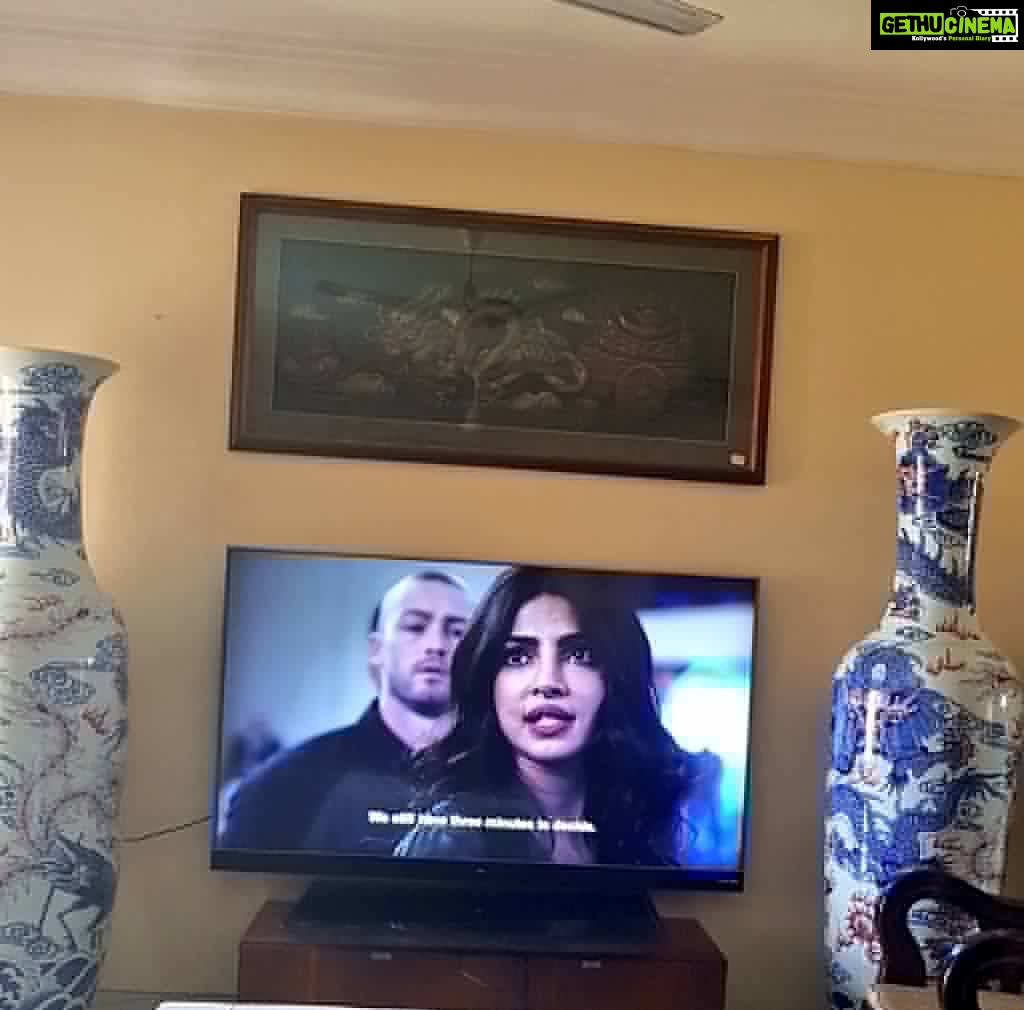 Neetu Chandra Instagram - Binge watching #Alex @priyankachopra Can you blame me! Should I Thank @abcquantico #QuanticoWriters to join @netflix_in @netflix or vice versa or may be both. Thank you Guys. What better way to spend a great weekend ! Every #actors is fab. Wd a great Narrative structure 😇😘😍