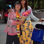 Neetu Chandra Instagram - Welcome my dear darling #ritaharris to #India . Dream come true ! I love you to the moon n back !! #WelcomeRitaharris 😘😘😘