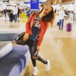 Neetu Chandra Instagram – And back to Amchi #Mumbai 4m #LosAngeles , straight to #Patna for #ITVBIHAR s #RisingStar ! Will miss you #LA looking forward 4 Patna #Bihar ! #youth #Films !! #happy The last laughter 🤣🤣🤣😙😙😙 Thank you #sulaimannawabi  for the picture !!