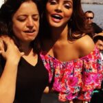 Neetu Chandra Instagram - Here is she @cheechocheech , shruti vohra The director of the video #Banjarey by #rahetfatehalikhan !! I would have not looked the way I do n the way #kyrgyzstan looks without her. Her work talks, my love here is a huge THANK YOU SO MUCH publicly. I love you n I did make you dance too 😙😙😙 Muuuuh @jaycinegraphy ( jay : dop ) @mr_i_belive_in_myself and @harishbhatt21 ( pratap & harish : choreographers ) @neepas70 ( neepa shah : costumes ) @ritikavatshairandmakeup @kurmanzhanov.aktilek ( aktilek : locations kyrgyzstan ) on the location !! Bishkek, Kyrgyzstan