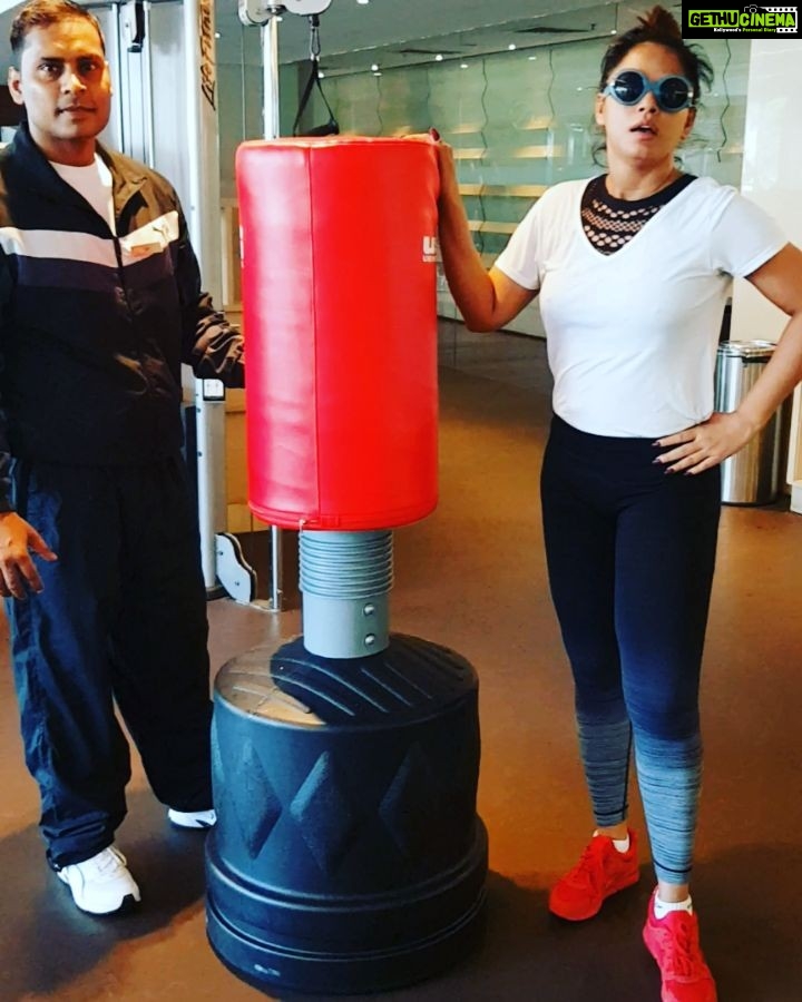 Neetu Chandra Instagram - Working out is always a pleasure!! #fitness is my #religion !! #kicks #martialarts #Taekwondo #action #bollywood #kollywood #hollywood ! Are we all #fit ? Love you All đđđđ @lalit.instructorlink JW Marriott Hotel New Delhi Aerocity