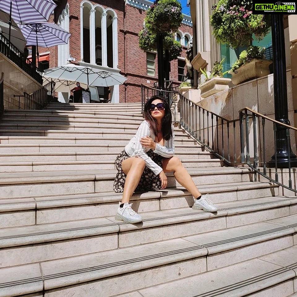 Neetu Chandra Instagram - Well ❤ Today Rodeo Drive