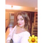 Neetu Chandra Instagram - Dashmi ki subh kamnaye 🙏😊 Enjoy with the whole family ! God Bless 😁 More power to all !! My mom n me 😘😘😘 The Best 😁😁😁