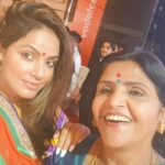 Neetu Chandra Instagram - Blessed #saptami #DurgaPuja2017 with mom !! Jai Mata Di 🙏😊🤗