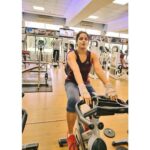 Neetu Chandra Instagram – This is called Jet lagged gym.  You do it or you do it.. You can’t feel anything.. So I might as well !! Kill it.. Are you all fit.. I am back.. My love my country #India Jai Hind 😘😘😘😘❤