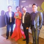 Neetu Chandra Instagram – Very impressed with the Smart TV by @tcl_india #TCLAndroidTV #Praveentcl #Michaelchen Available On brilliant @amazon ! One for me too 😊😁😘
