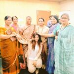 Neetu Chandra Instagram - My Pranam to all the Gurus ! You made me, ME 🙏😊 #Notredameacademy #Patna Have no words to Thank you. #Ashokkumar #Taekwondo #Bihar PROUD 😊😘