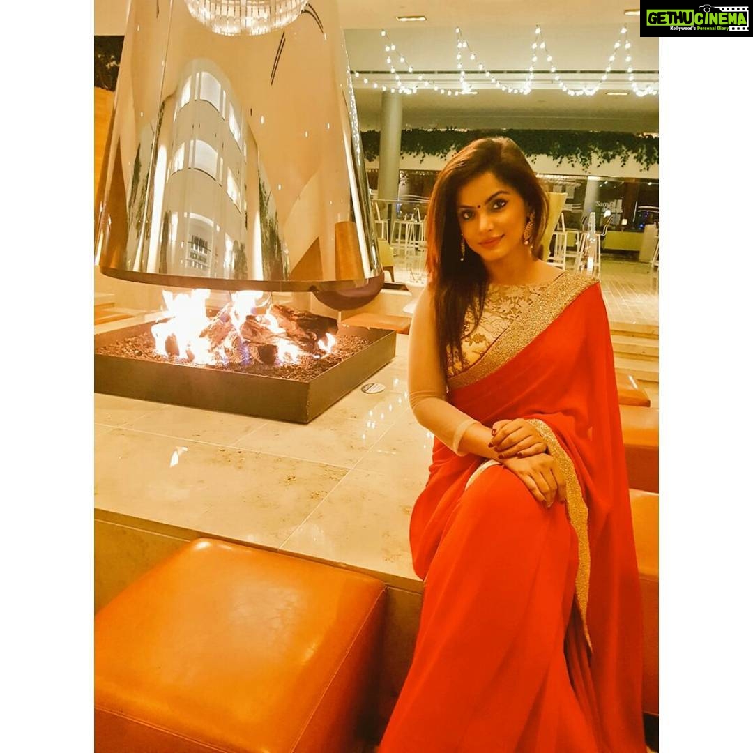 Neetu Chandra Instagram - Thank you #Nats #Chicago for the lovely evening ! Appreciate 🙏😊 #USA