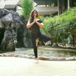 Neetu Chandra Instagram - And #Yoga sustains , remains in body like life!! #fitness matters not skinny ,be fit. Are you? Take care 😊😘 #Chicago Beautiful weather and people too 😘🙏