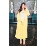 Neetu Chandra Instagram - I am a yellow house girl 😊😘 #NDA I love you !!