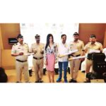 Neetu Chandra Instagram – So proud to present 5 #Mumbaipolice team to have quit #smoking !! Today at #Cancerpatientsaidsassociation event at #Grandhyatt #Mumbai  celebrating say No to #tobacco , Yes to #life !! 😊😊😊😘