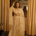 Neetu Chandra Instagram – Happy 75th Independence Day to all my fellow Indians from a proud citizen of this incredible nation. 🇮🇳💯 @fashionbyrohini

#IndiaIndependenceDay #75thIndependenceDay