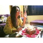 Neetu Chandra Instagram – Mera Budday aa gaya 😊😘😘😘 Hehehe.. chalo chalo, wish me Happy Birthday!! 😘😘😘😘😘