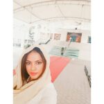 Neetu Chandra Instagram - At a #Gurudwara in #Pune ... Sewa mein hi sukuun 😊🙏 #Sikh Thank you for guiding me through 🙏🙏🙏 #waheguru 🙏😊