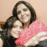 Neetu Chandra Instagram - Mom said #happymothersday2017 now @10pm with a sad face and then I told her, Mother s day is everyday for me mom. YOU ARE SO I AM 😊🙏🙏😘