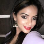 Neetu Chandra Instagram – Happy Tamizhans to you and ur family . :-)) #Tamil #chennai #TamilNadu 😊😘😘😘🙏🙏🙏🙏 Enjoy n let the positive vibes flow 😊 God Bless 🤗