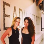Neetu Chandra Instagram - #yoga with #Andrea , my Yoga teacher at #setandflow yoga #westhollywood #losangeles #usa !! She is fabulous , aggressively peaceful.. Hope to get you to #India soon for a huge yoga camp. God Bless 😙😙😙😙😙 Set and Flow