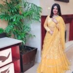Neetu Chandra Instagram – Decided to go all ‘desi’ today. How did you’ll like my look in this #OOTD? 

Outfit by: @rohini_bedi 

#DesiGirl #DesiVibes 
#Traditional #TraditionalWear