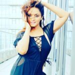 Neetu Chandra Instagram – Please handle this wind for me ;)) Crazy wind following me everywhere.. #Manhattan #Newyork #style #fashion 😂