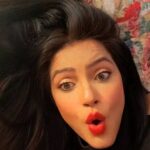 Neetu Chandra Instagram – My #makeup #artist @shamleebhagatcreativity says.. Oh wow, I am so beautiful ❤