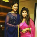 Neetu Chandra Instagram - #ganpatibappamorya #aarti #pooja #chembur #mumbai #cousin #sister