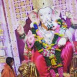 Neetu Chandra Instagram - #ganpatibappamorya #darshan #festival #culture #loveit #respect