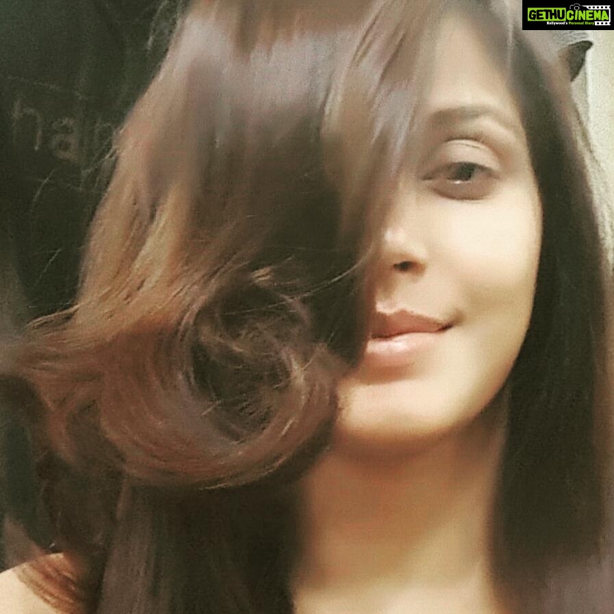 Neetu Chandra Instagram - My hair with #hakimaalim