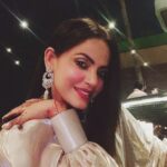 Neetu Chandra Instagram - My first public appearance after 1 year in #India. By @kalkifashion Jewellery by @aquamarine_jewellery Make up by #rahul Hair by #rishika ❤ I love wearing stylish #saari ❤