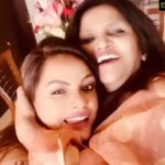 Neetu Chandra Instagram – Good Times + Crazy Friends = Great Memories!✨ 

#HappyFriendshipDay #Friends #MySquad