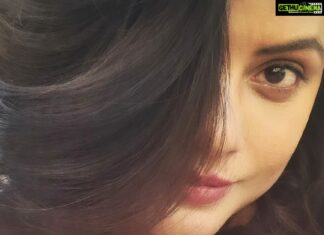 Neetu Chandra Instagram - I have my eyes on you ❤ you, the entire world in my team ❤❤❤