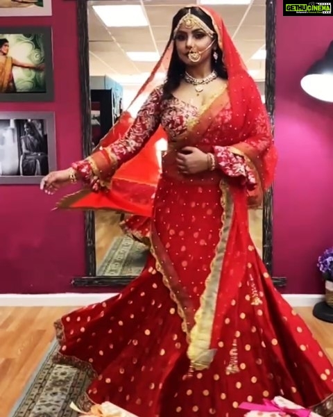 Neetu Chandra Instagram - Today by @fashionbyrohini ❤ Great luck Rohini 🥰