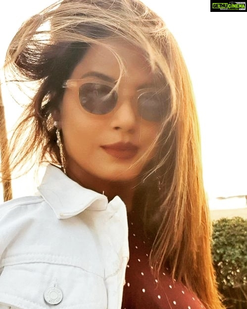 Neetu Chandra Instagram - Miss the air in my hair ❤