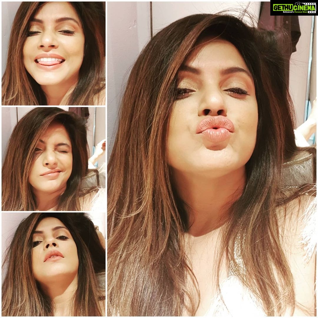 Neetu Chandra Instagram - Hmmm. Muuuuuh My new rules Won't go out of the house Won't go out of the house Won't go out of the house ❤❤❤ Inspired by.... 😜😜😜 https://youtu.be/k2qgadSvNyU