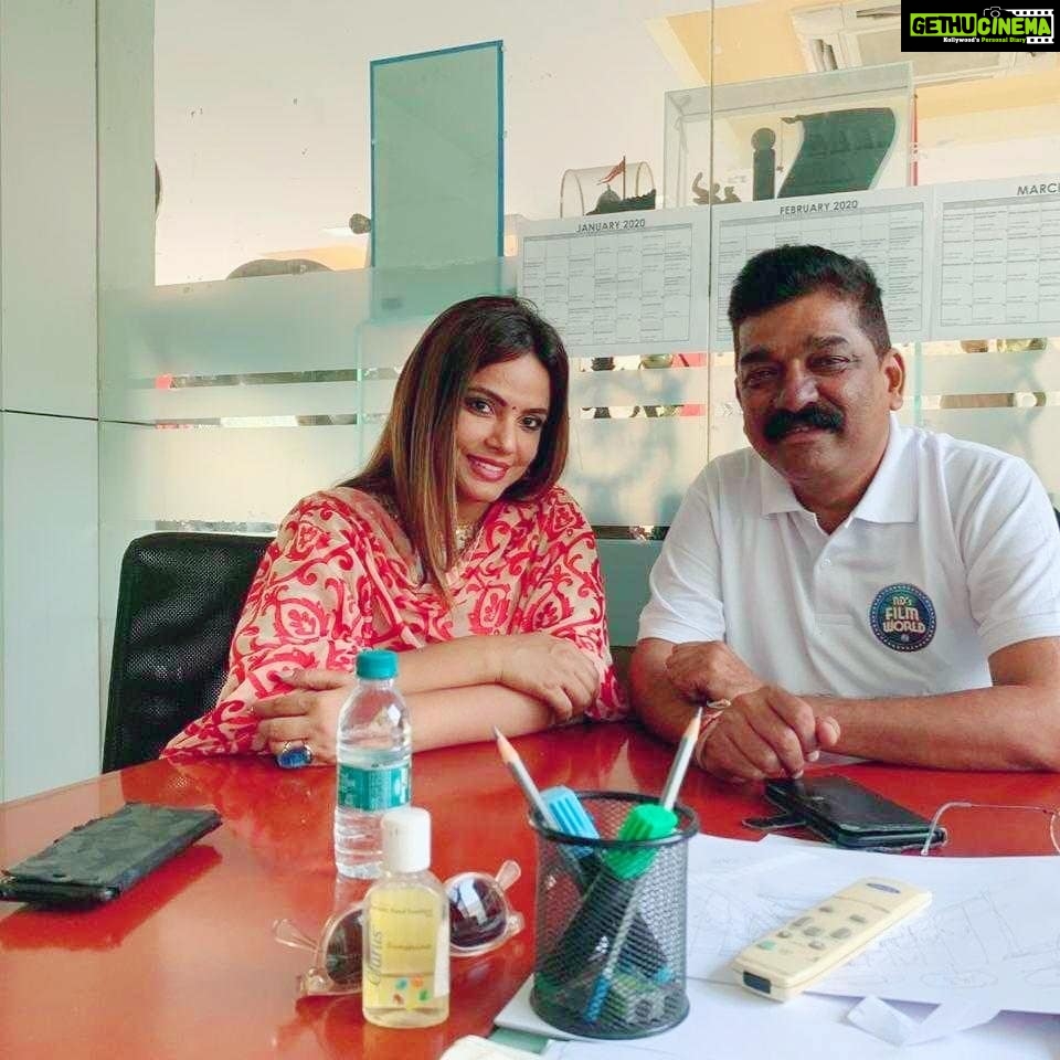 Neetu Chandra Instagram - Let brew the coffee stronger @nitinchandrakantdesai sir π You are humbleness personified and a legend. Your vision is unparallel and we are honoured to collaborate with you. Lots of Love and respect! #Ndstudios is the best place to shoot with every facility. Looking forward for National n International collaboration ππ