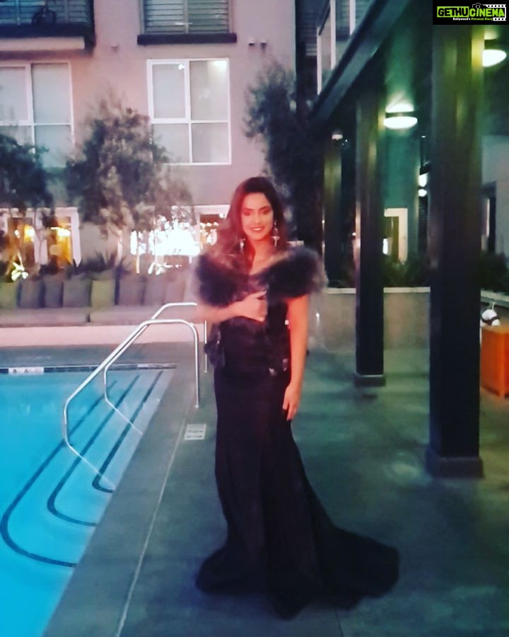 Neetu Chandra Instagram - On the way... ❤