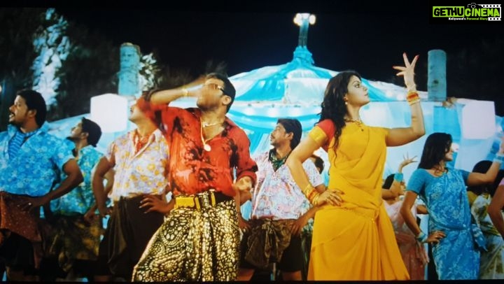 Neetu Chandra Instagram - There is no comparison of #kuthu #folk #dance of #tamilnadu I was fortunate to work with #nationalawarded #filmmaker #director #amirsultan on this project and got to perform on this Yellow Saare Song! #kannitheevuponna #tamil #films MORE ROOTED YOUR ARE MORE GLOBAL YOU WOULD BE ❤🙏🥰😍 I love dancing too 🥰