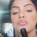Neetu Chandra Instagram - So before the #lipstick I did my #mascara Let the #eyes👀 talk ❤ #markjacobs has the bestest mascara n #primer 🥰😍 #eyemakeup #glamorous me ❤ Just wear your confidence ❤