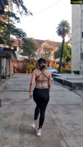 Neha Bhasin Instagram - Sunday motivation. Dance workouts 💃😘 #nehabhasin #fitlife #fitnessmotivation