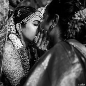 Niharika Konidela Instagram - Not many knew, that my mum had a very high fever on the day of my wedding. I could see through all the rush that she was trying very hard to get through all of it. But the superwoman that my Amma is, she put on a smile and went about the rest of the ceremony. You’ve always been a crazy strong woman,ma and this is just one such instance. I’m constantly learning from you. Happy mother’s’ day Amma bangaaru ❤️ To strong moms! 🥂