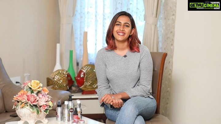 Niharika Konidela Instagram - I am glad I have discovered this brand @vilvah_ Not only are their products good, but I am super impressed with their brand philosophy of "No Secondary packaging". If you ask my favourite product in @vilvah_ , it's Moringa beautifying serum!!