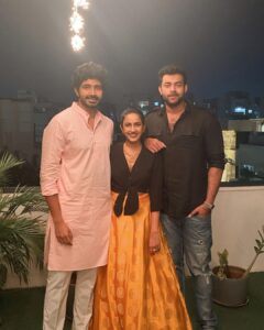 Niharika Konidela Instagram - ❤️✨
@varunkonidela7 @chaitanya_jv
